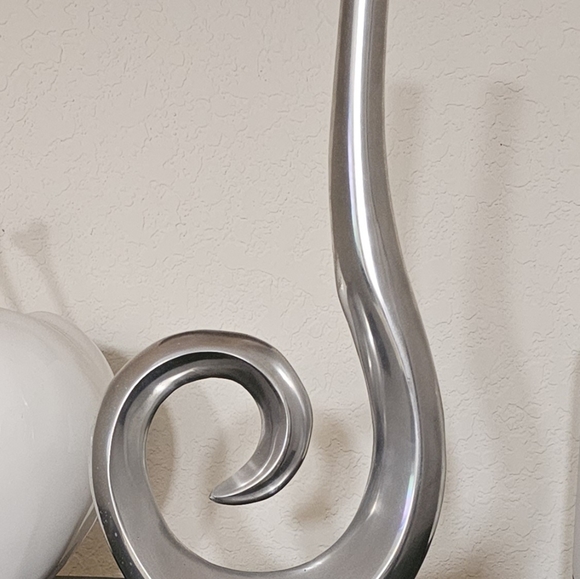 Designer Vase - Picture 6 of 7